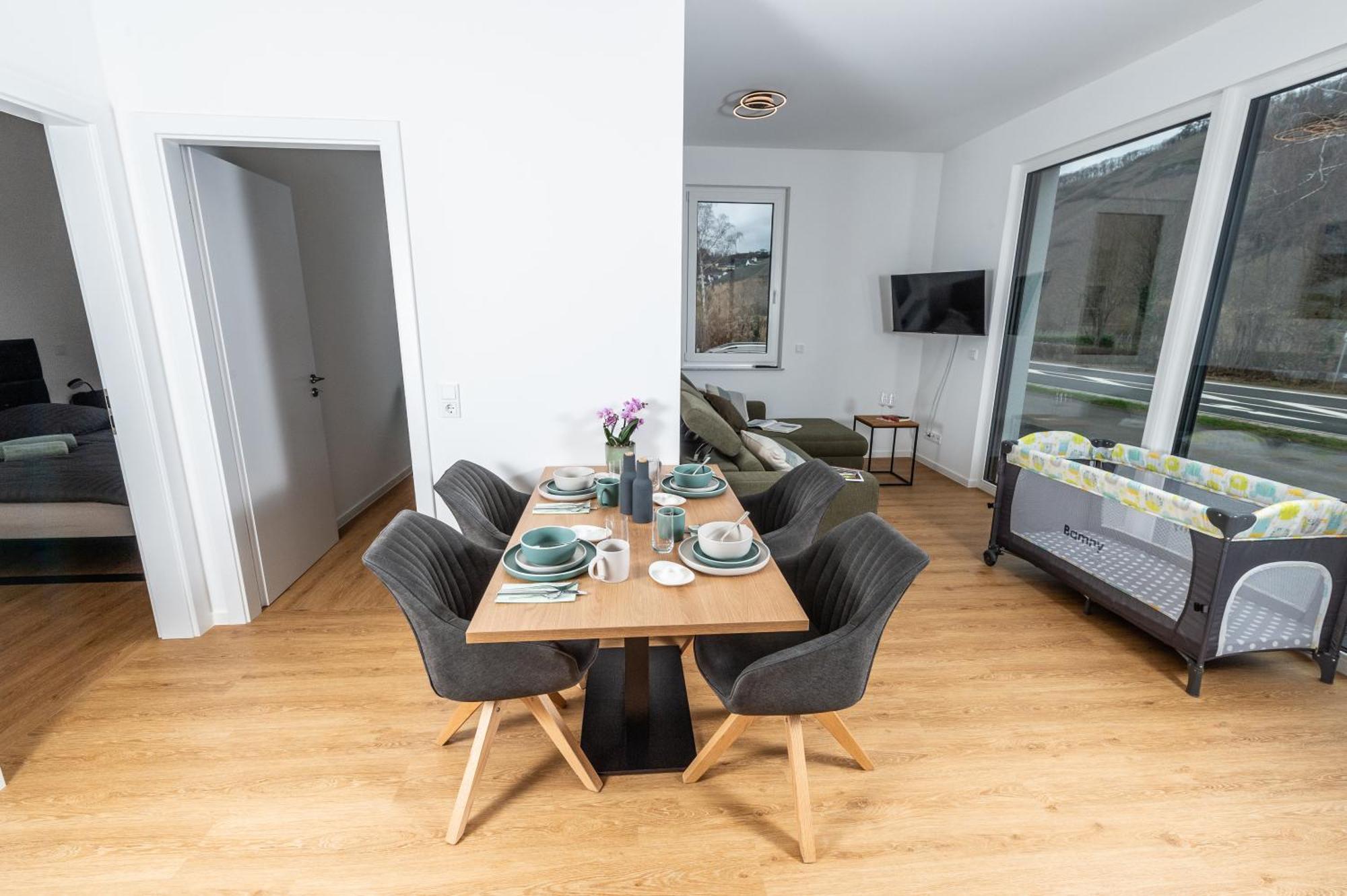 Apartment Weingut Dr Hermann I Erden Exteriör bild
